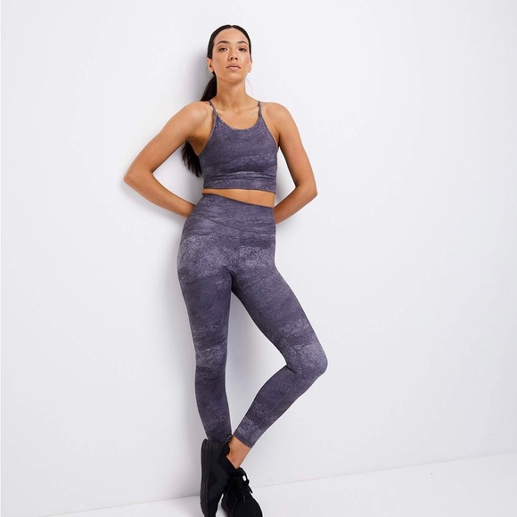 Allfenix Sports Bra - Picture 1 of 4